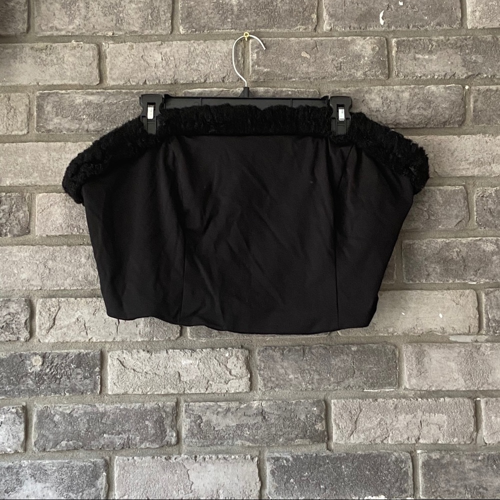 Forever 21+ black crop top